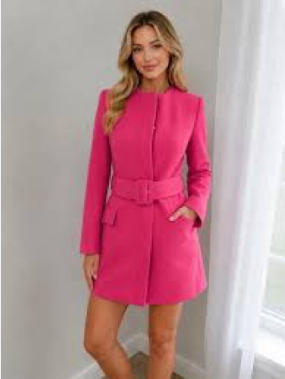 Unique Find Vintage Retro Classic Barbiecore Satiny Jacket